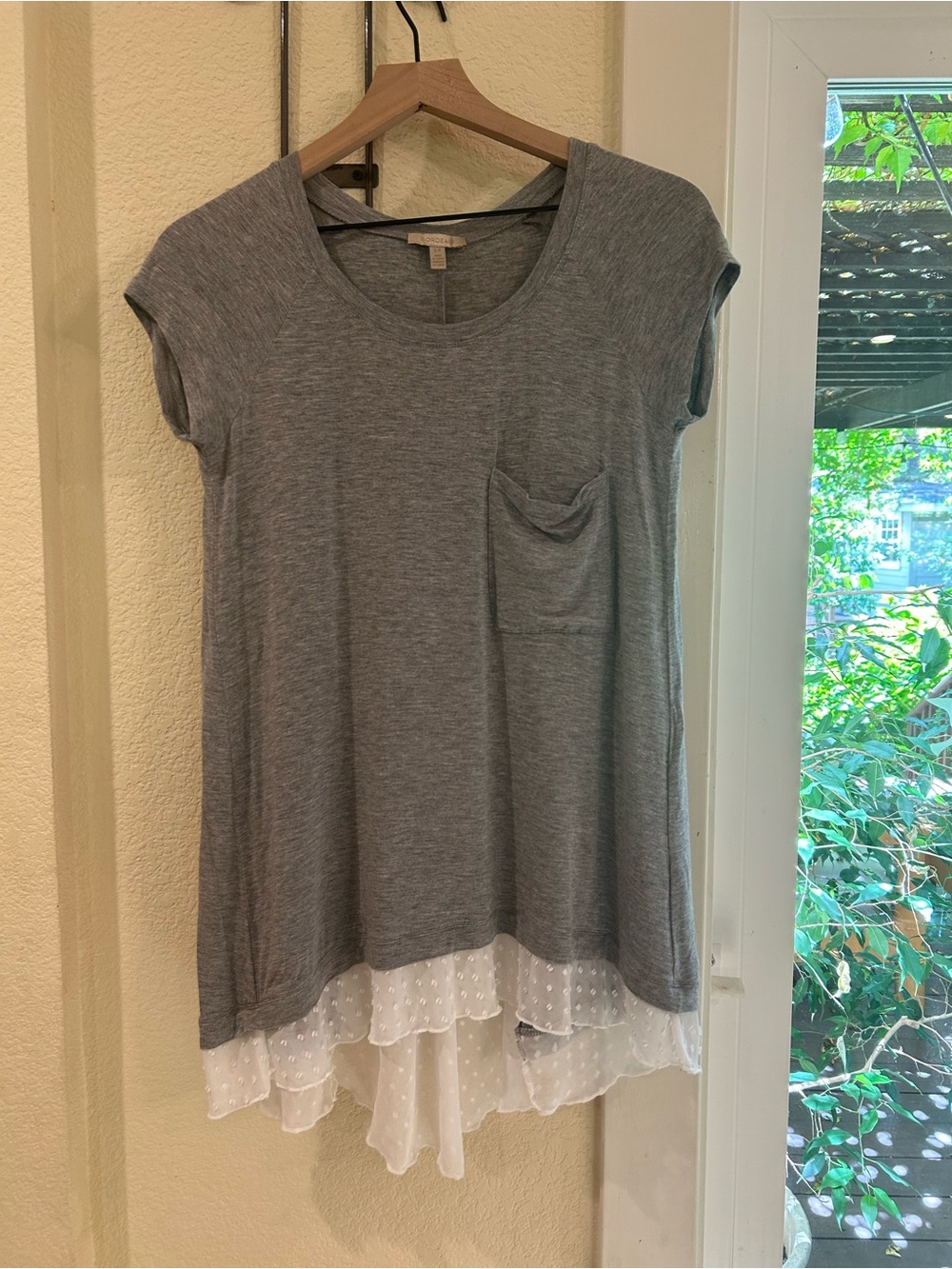 Anthropologie Gray Short-Sleeve Tunic with White Lace Hem